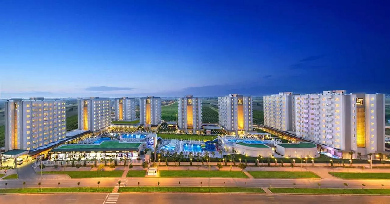 GRANDPARKLARA_SHABAVIZ (9).jpg